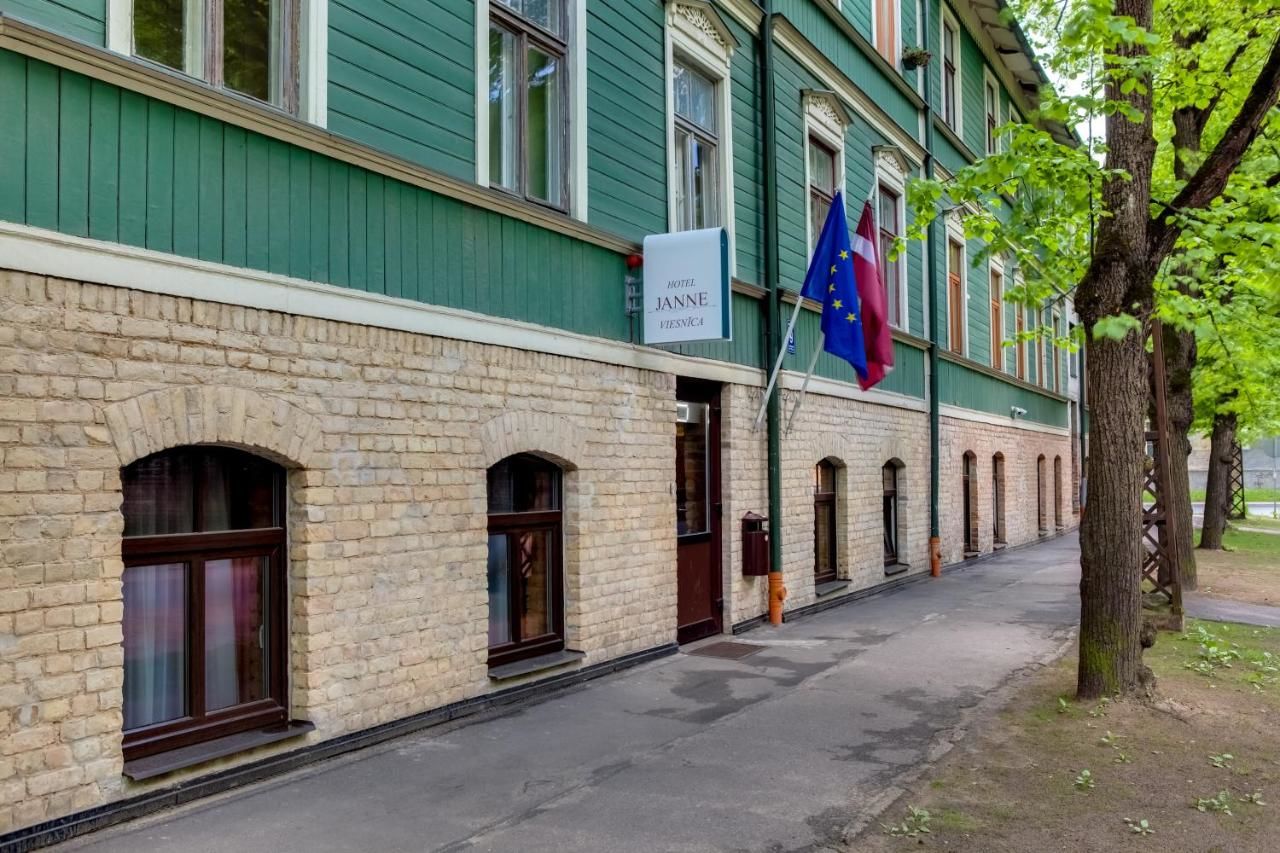 Отель Janne Hotel Рига-36